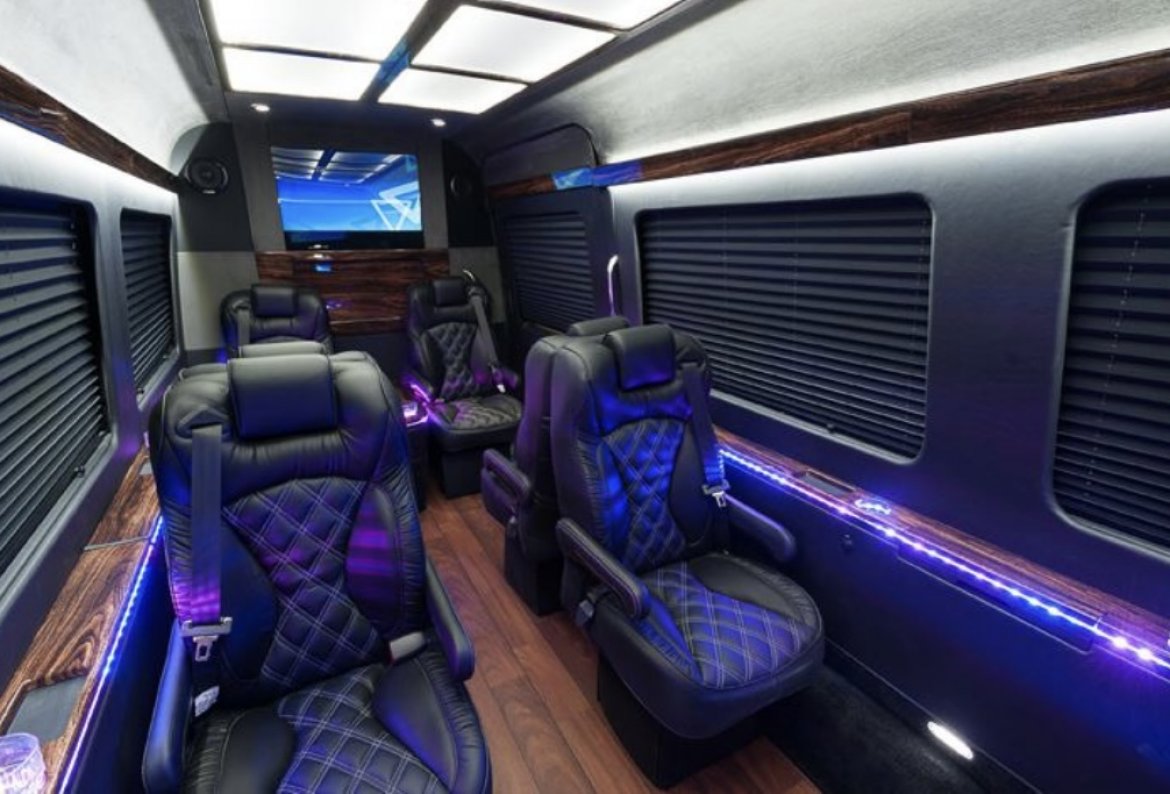 Limo Bus for Sale in Bakersfield, CA - Photo 7