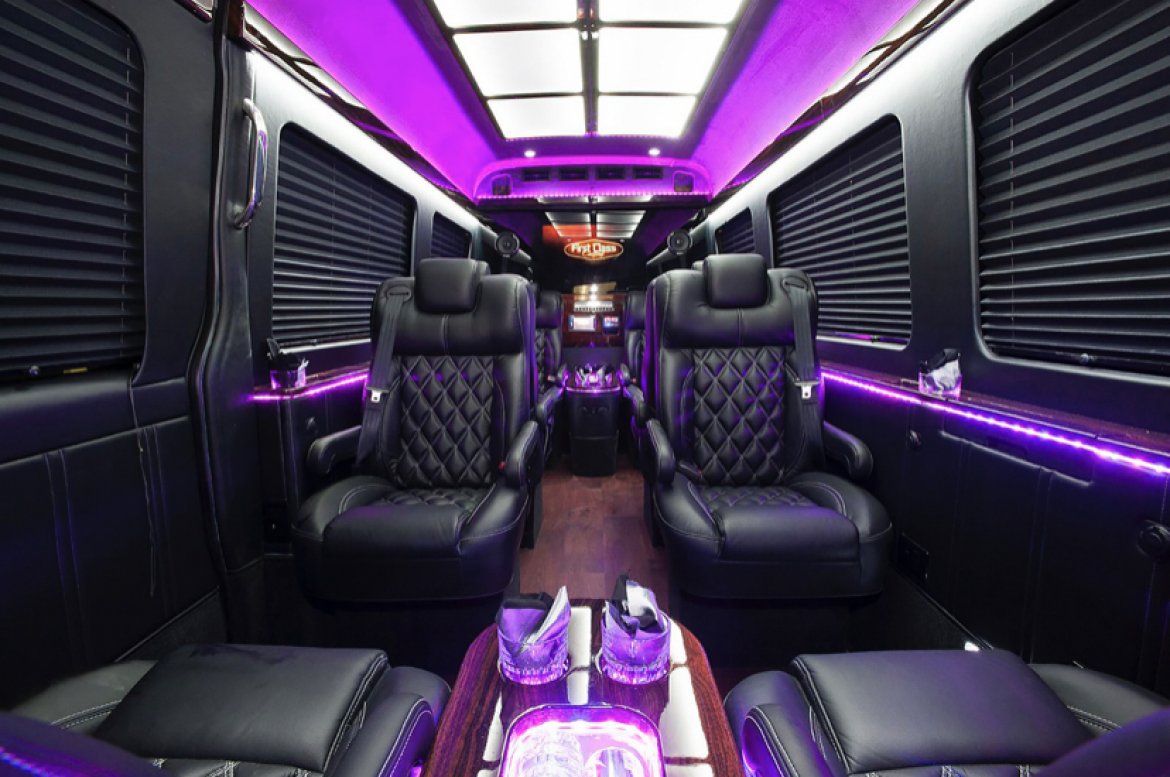 Limo Bus for Sale in Bakersfield, CA - Photo 9