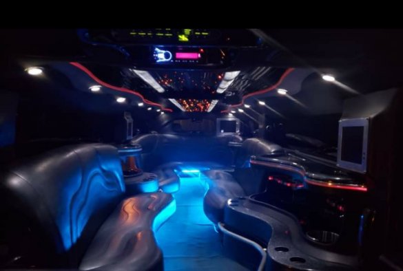 2007 Hummer H2 Limousine for Sale in LAKELAND, FL - Main Photo
