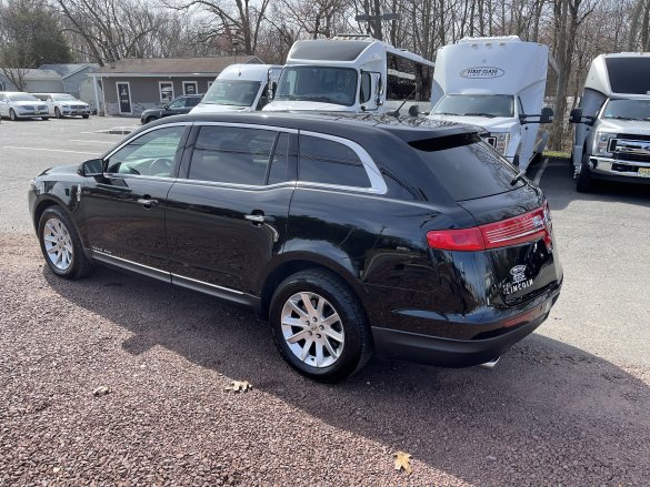 2018 Lincoln MKT Sedan for Sale in Morganville, NJ - Main Photo