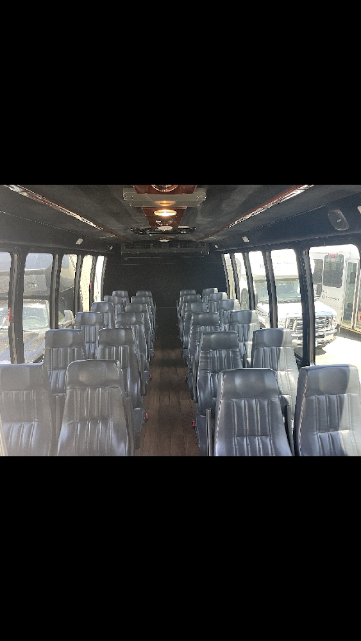 Executive Shuttle for Sale in Anahiem, CA - Photo 2