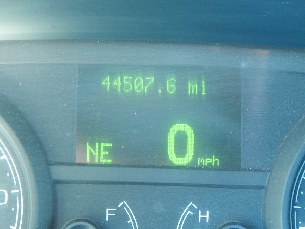 Photo of Limousine for sale: 2010 Lincoln Town Car Executive L