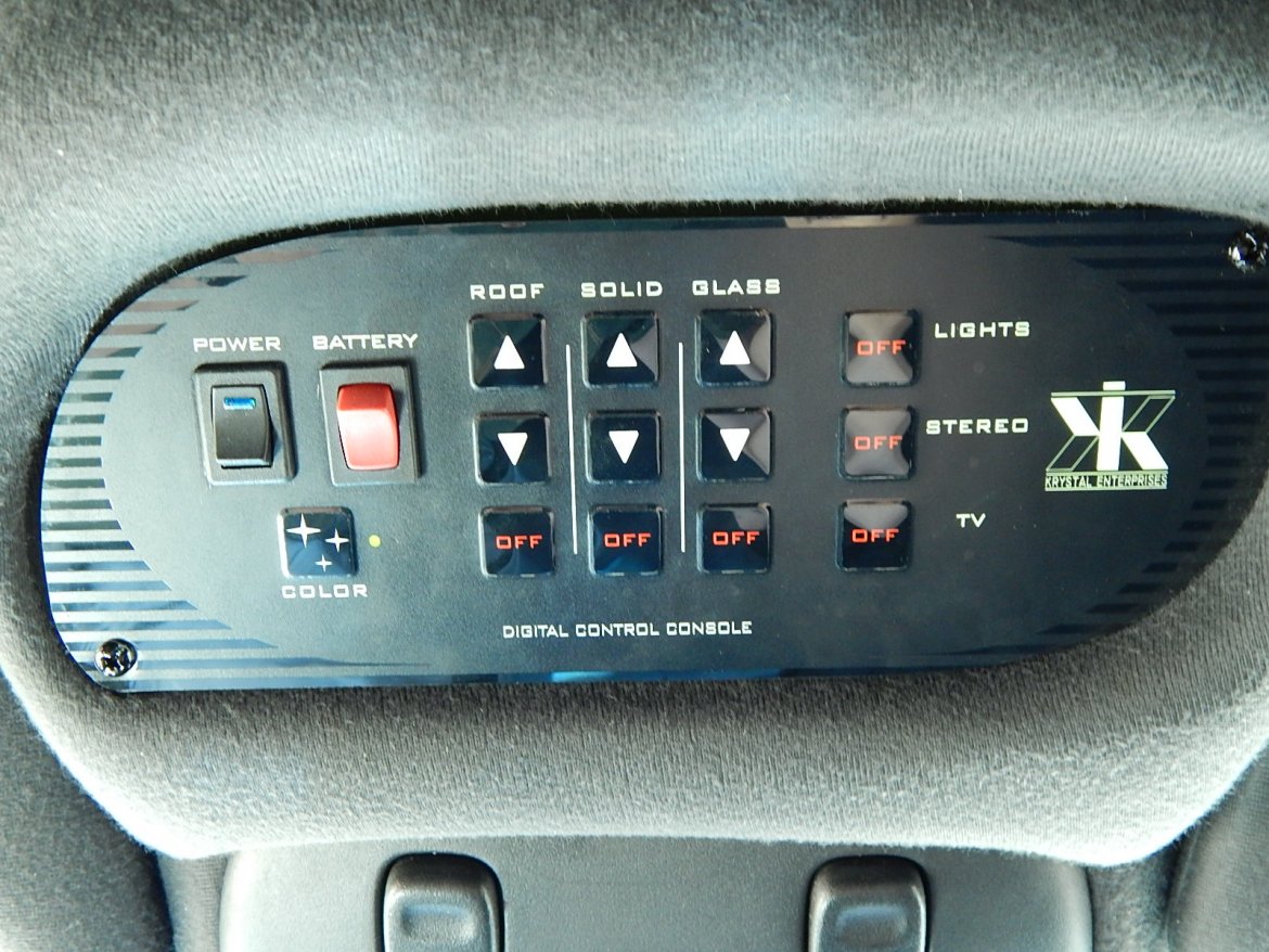 Photo of Limousine for sale: 2010 Lincoln Town Car Executive L