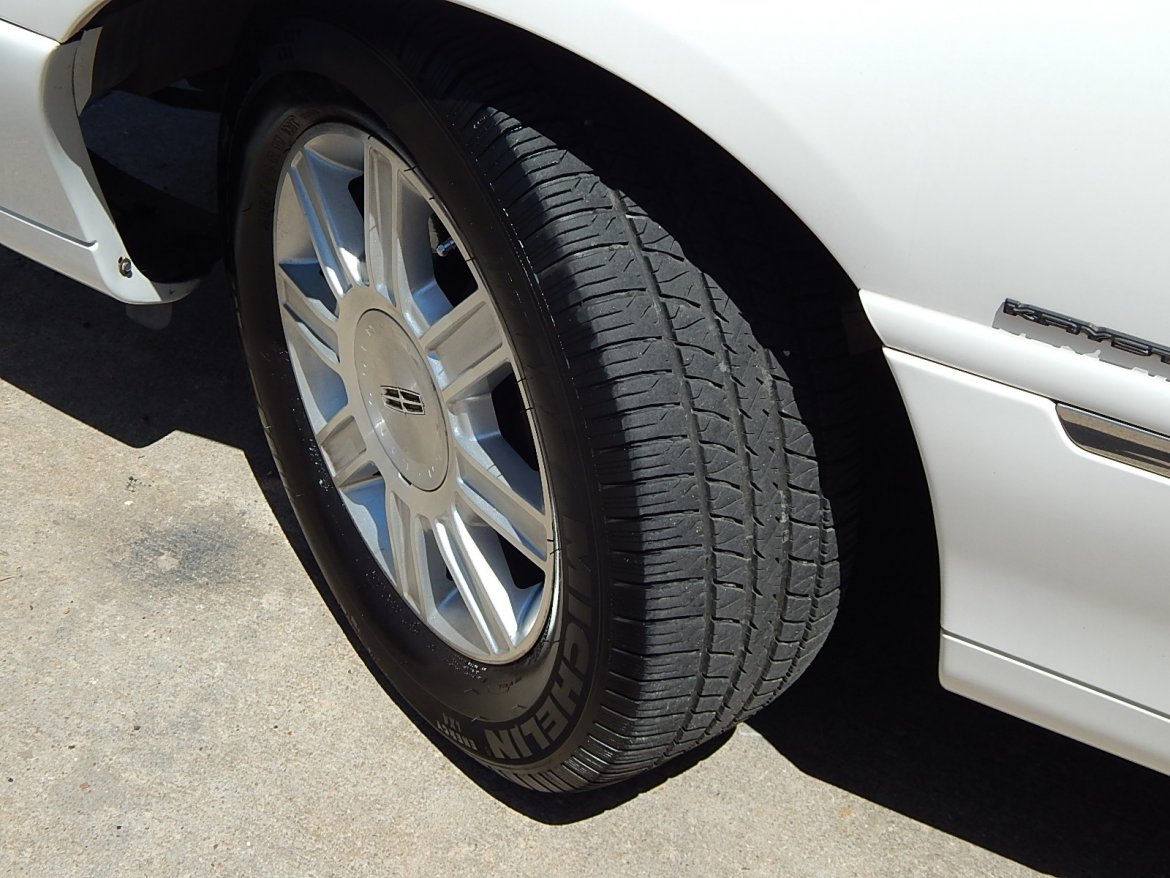 Photo of Limousine for sale: 2010 Lincoln Town Car Executive L