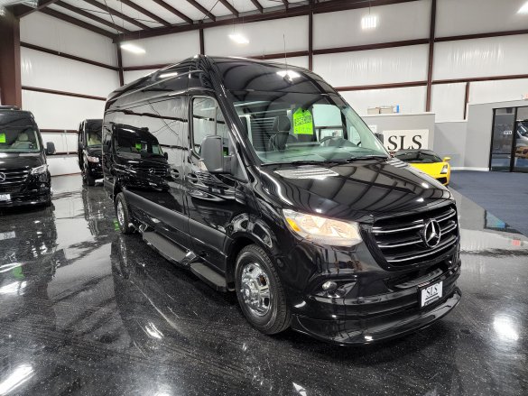 2022 Mercedes-Benz Sprinter 3500 170 Luxe Day cruiser Sprinter for Sale in Houston, TX - Main Photo