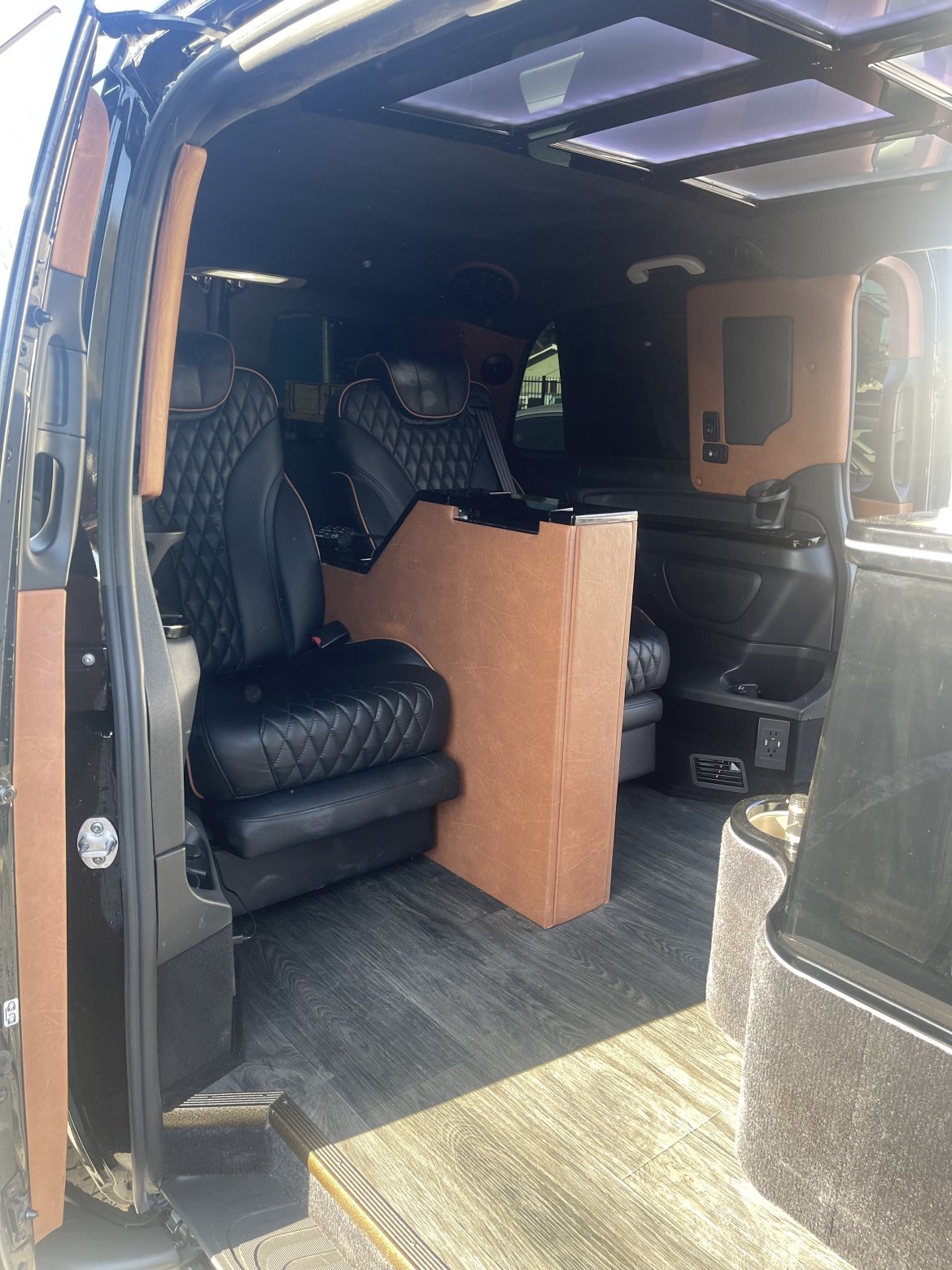 Sprinter for Sale in Los Angeles, CA - Photo 9