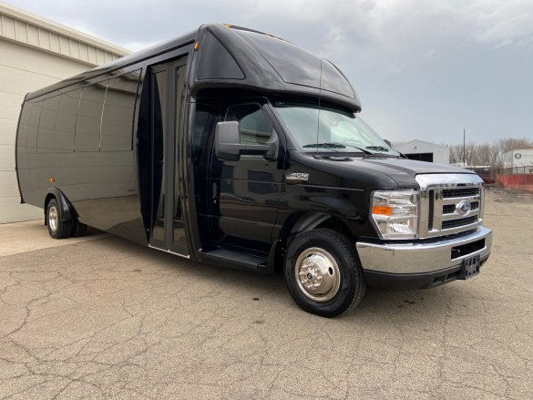 2019 Ford E450 Limo Bus Limo Bus for Sale in Erie, PA - Photo 2