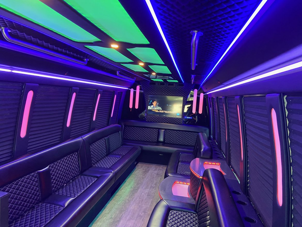 Limo Bus for Sale in Erie, PA - Photo 27