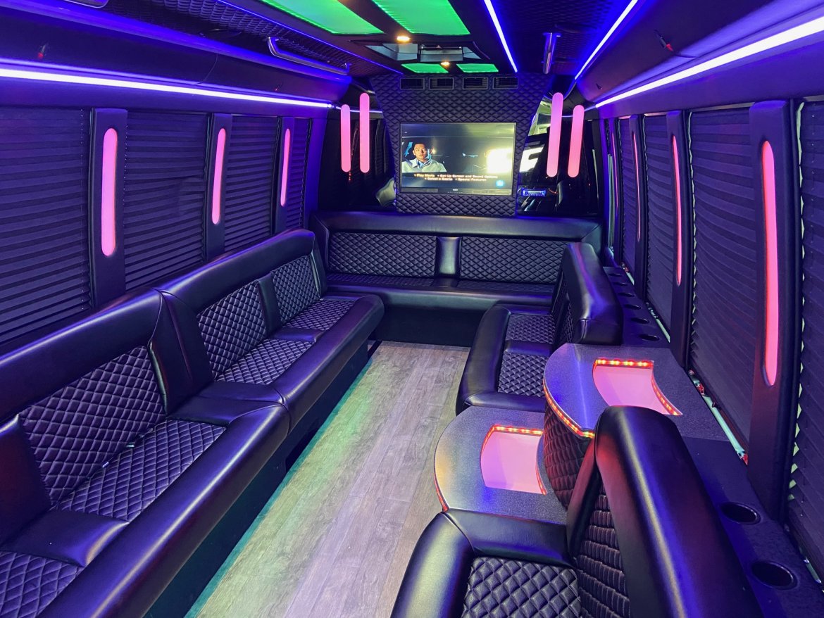 Limo Bus for Sale in Erie, PA - Photo 28