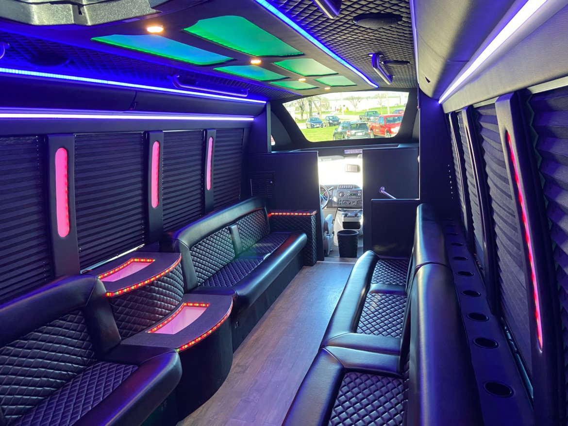 Limo Bus for Sale in Erie, PA - Photo 29
