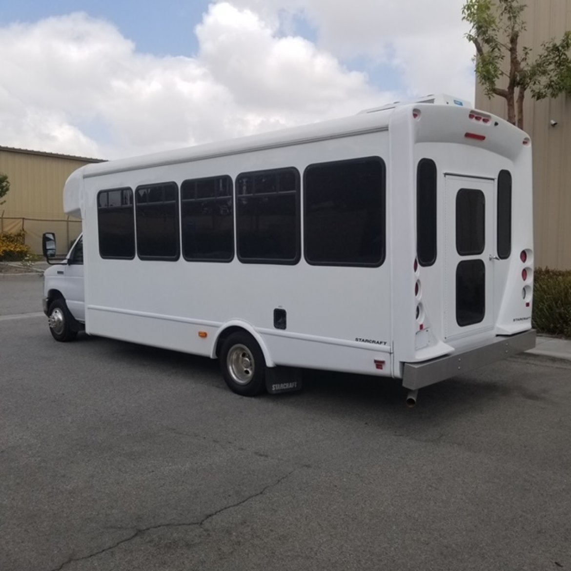 Limo Bus for Sale in fontana, CA - Photo 5