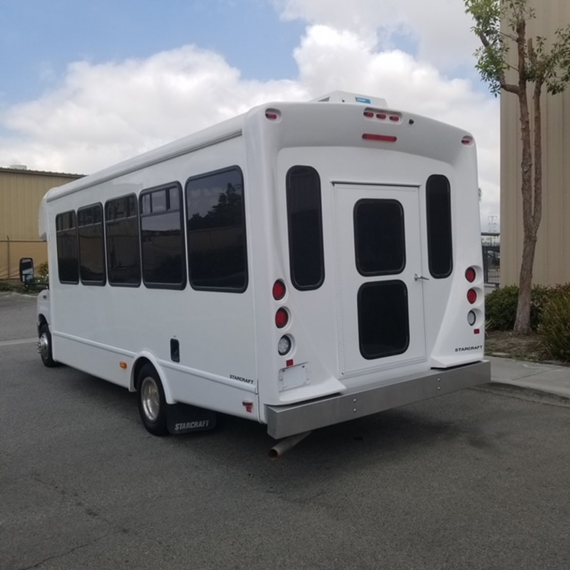 Limo Bus for Sale in fontana, CA - Photo 6