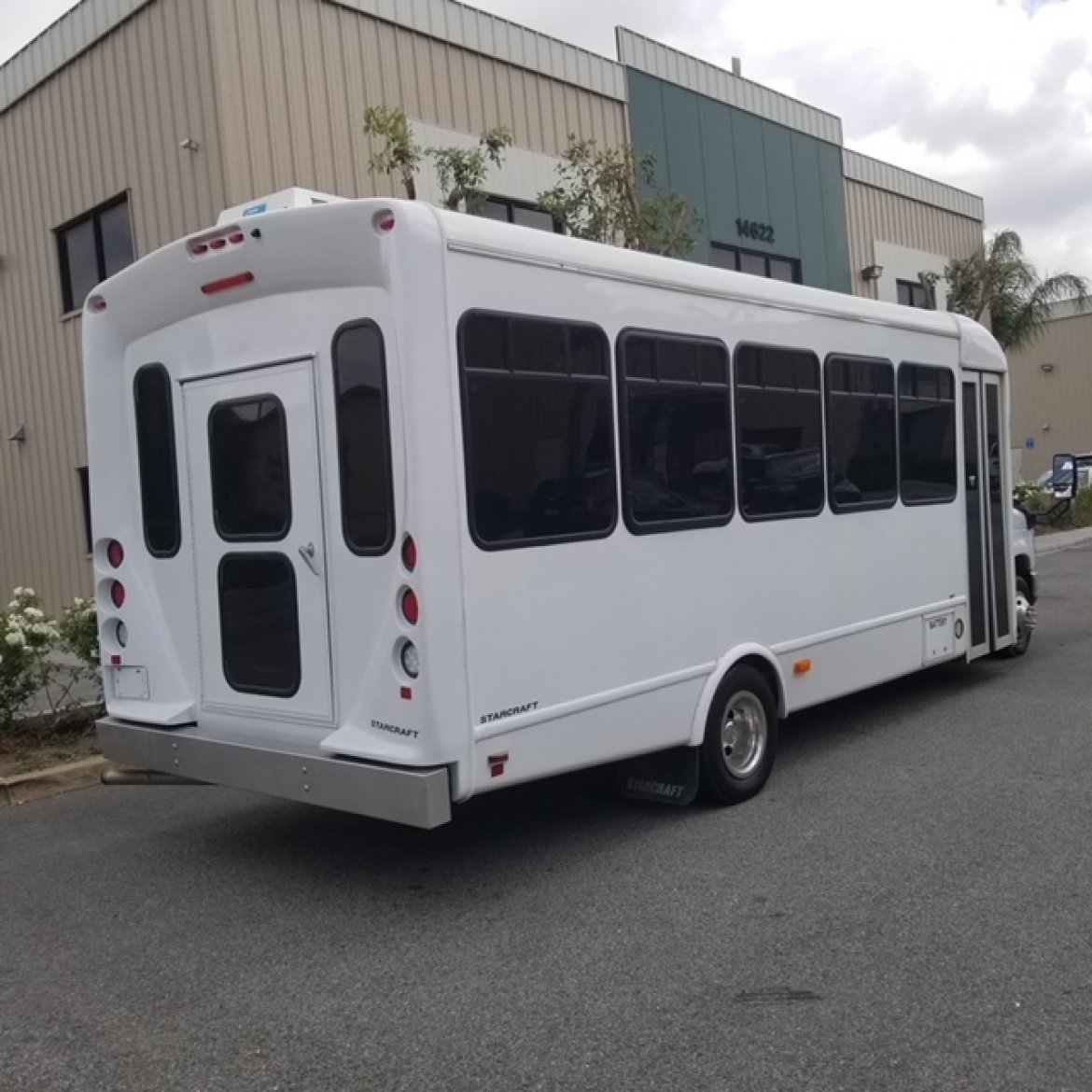 Limo Bus for Sale in fontana, CA - Photo 11