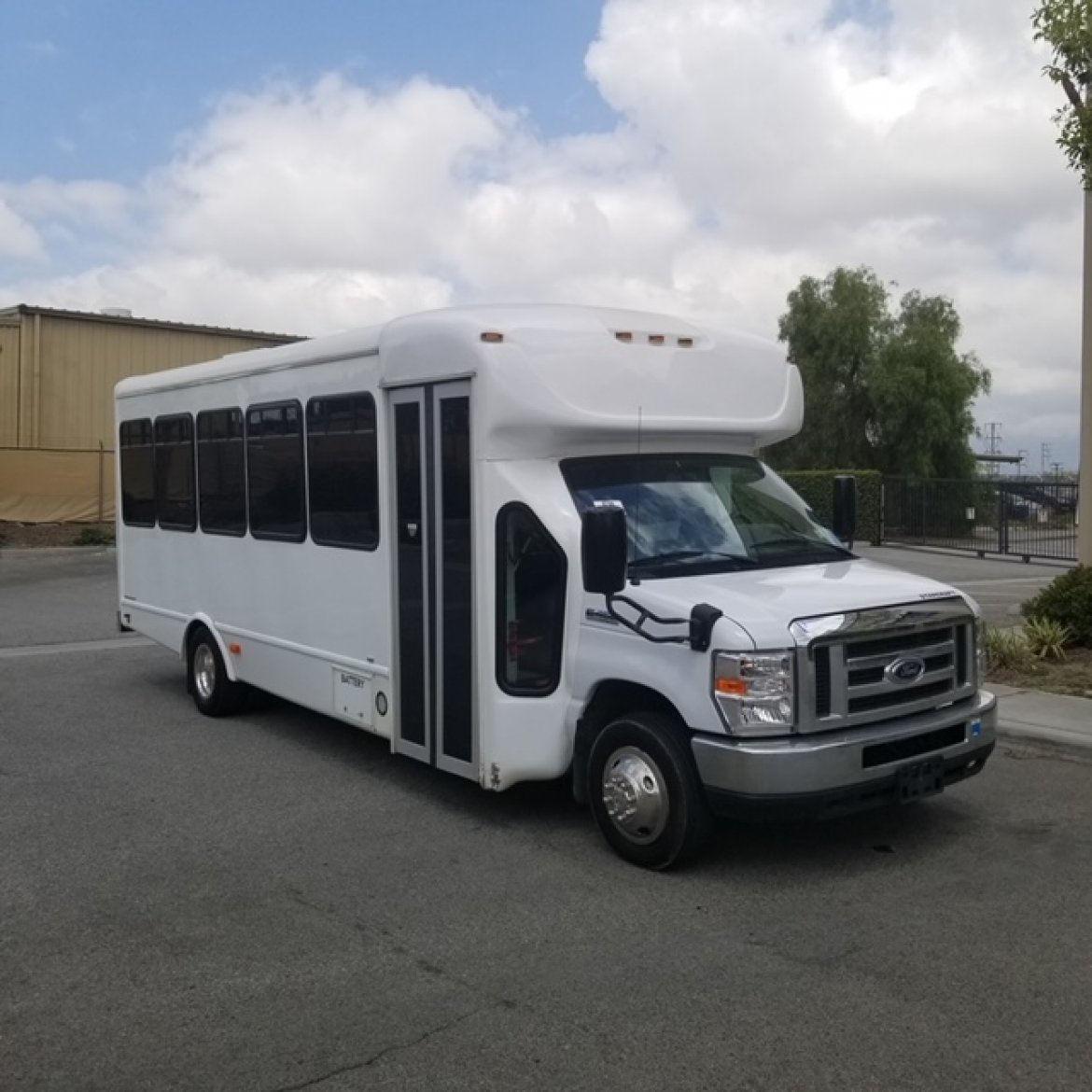 Limo Bus for Sale in fontana, CA - Photo 15