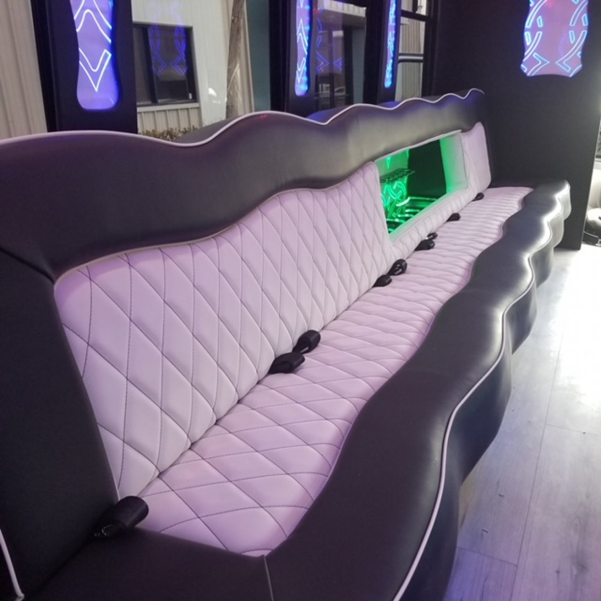 Limo Bus for Sale in fontana, CA - Photo 17