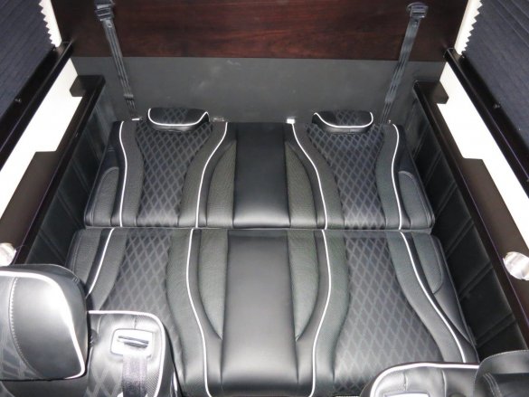 2021 Mercedes-Benz 3500 Sprinter Diplomat Sprinter for Sale in Carson, CA - Photo 3
