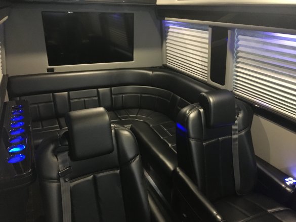 2013 Mercedes-Benz 2500 Luxury Sprinter Sprinter for Sale in Richmond, VA - Photo 3
