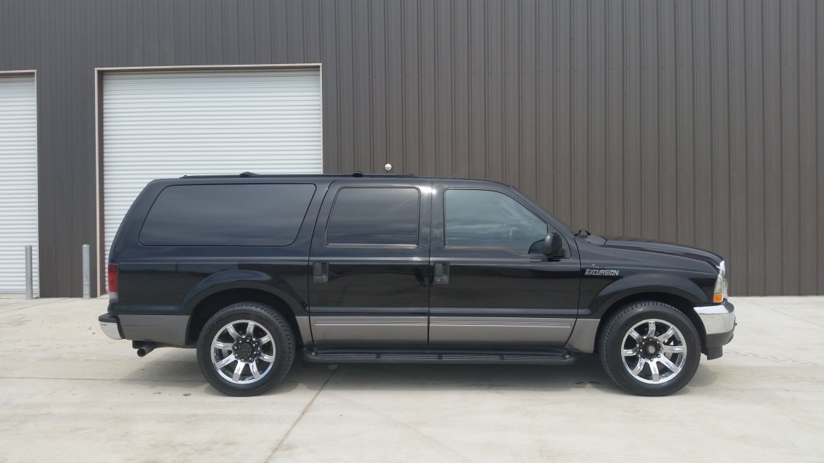 Photo of CEO SUV Mobile Office for sale: 2003 Ford Excursion XLT by LA Custom Coach