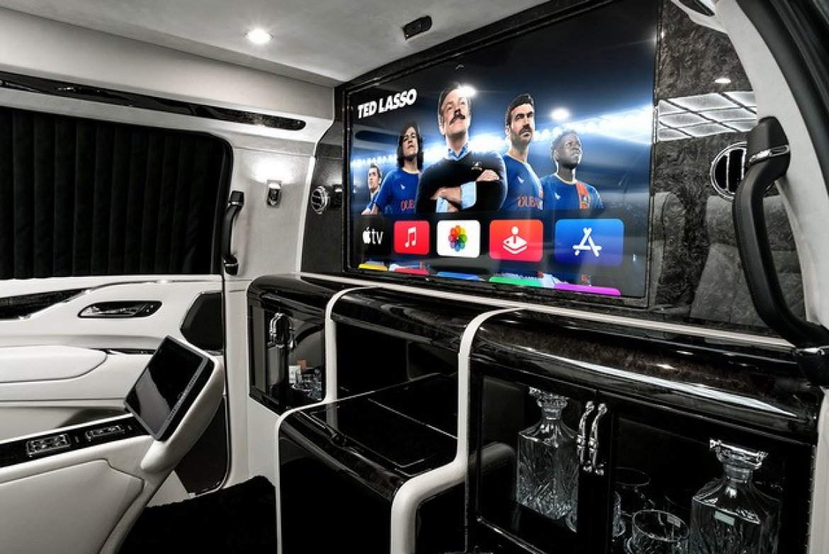 CEO SUV Mobile Office for Sale in Cranbury, NJ - Photo 5