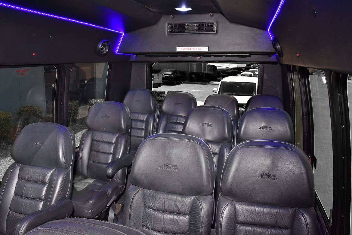 Photo of Shuttle Bus for sale: 2008 Ford E-350 by Turtle Top