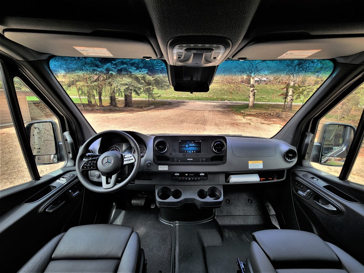 Executive Shuttle for Sale in Avon, CO - Photo 8