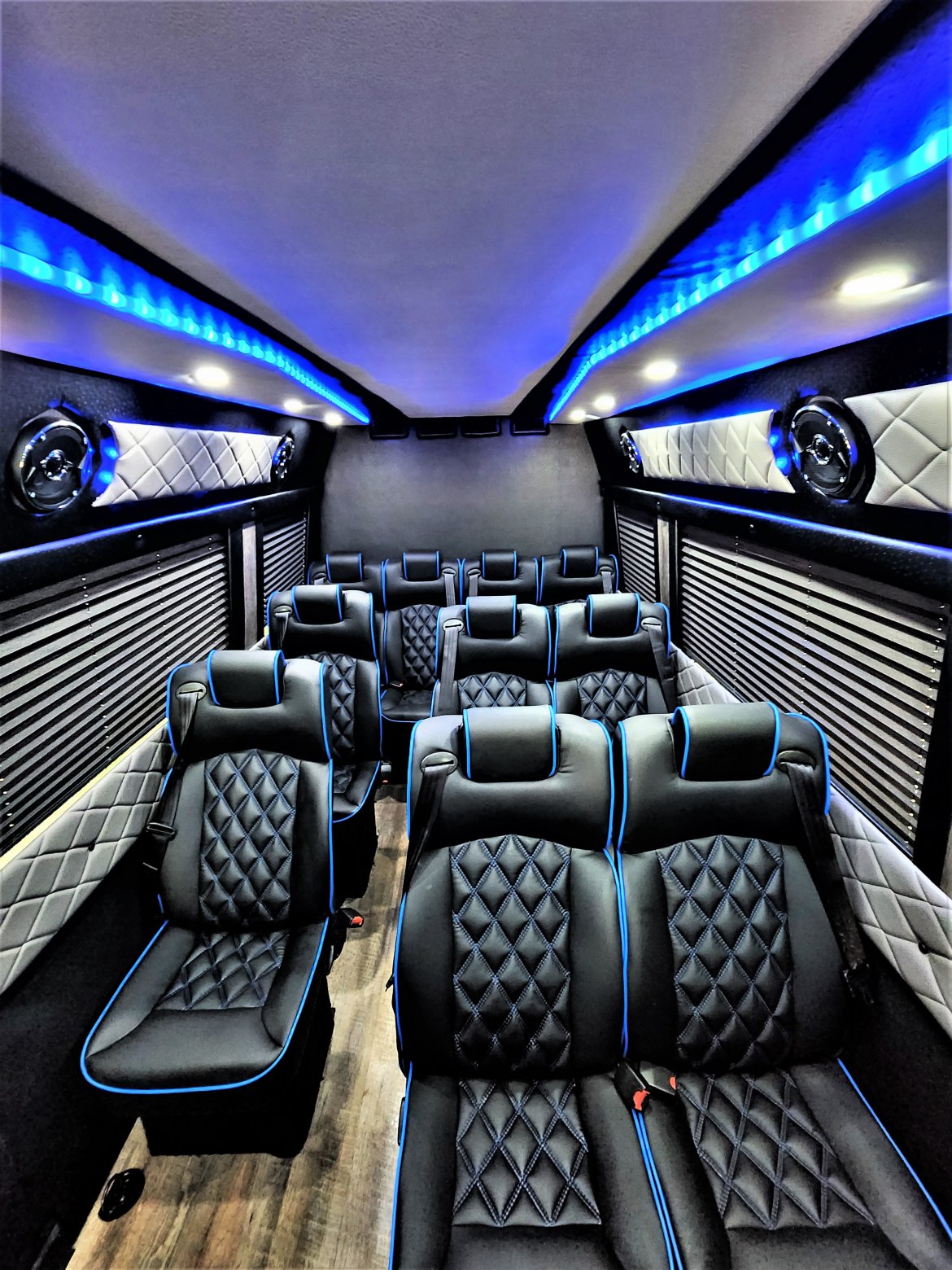Executive Shuttle for Sale in Avon, CO - Photo 10