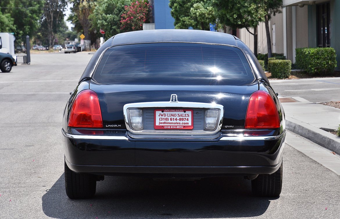 Photo of Limousine for sale: 2011 Lincoln town car 120&quot; by Tiffany