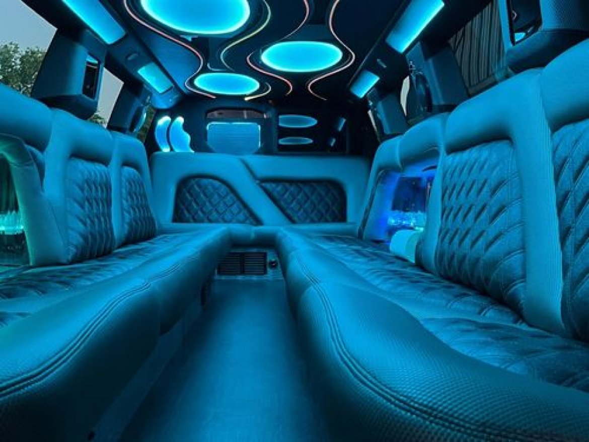 SUV Stretch for Sale in Nashville, TN - Photo 9