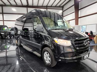 2020 Mercedes-Benz Sprinter 3500 170 Midwest Club J Sprinter for Sale in Houston, TX - Main Photo
