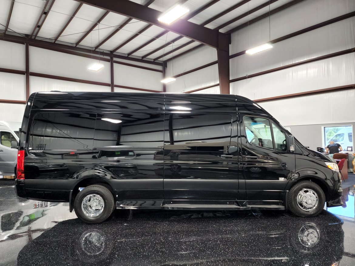Sprinter for Sale in Houston, TX - Photo 4
