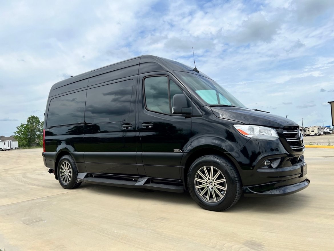 Sprinter for sale: 2022 Mercedes-Benz Luxe Cruiser 144 by Midwest Automotive