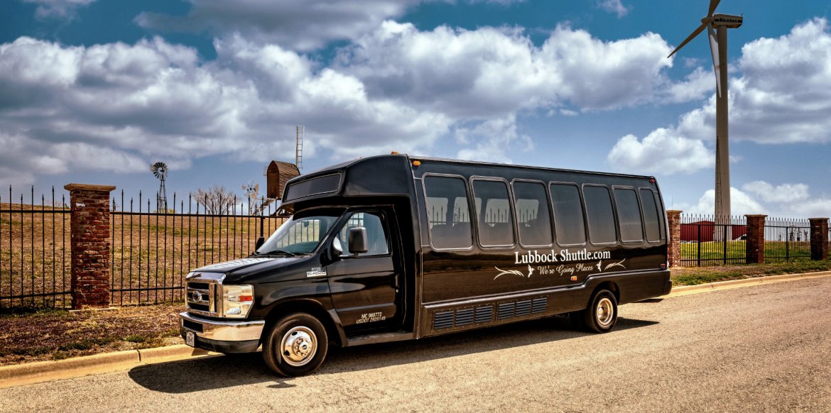 Limo Bus for sale: 2010 Ford E450 by Krystal