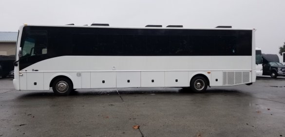 2016 Freightliner CT COACH WORKS 40 FT Motorcoach for Sale in Anaheim, CA - Photo 3