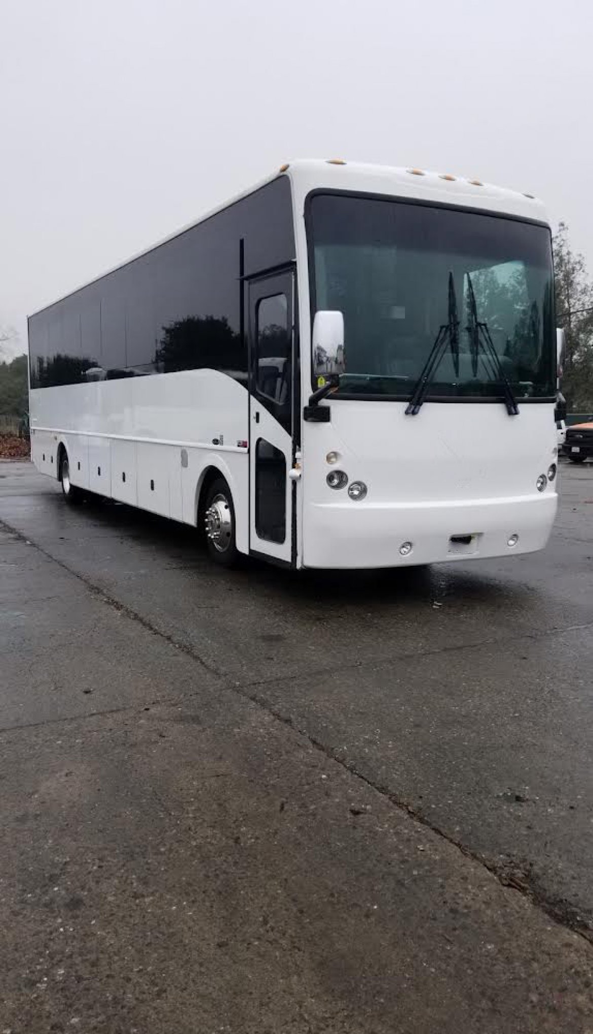 Motorcoach for sale: 2016 Freightliner CT COACH WORKS 40 FT 40&quot; by CT COACH WORKS