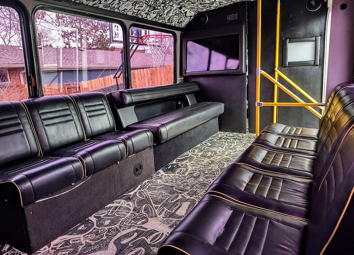 Limo Bus for Sale in Denver, CO - Photo 10