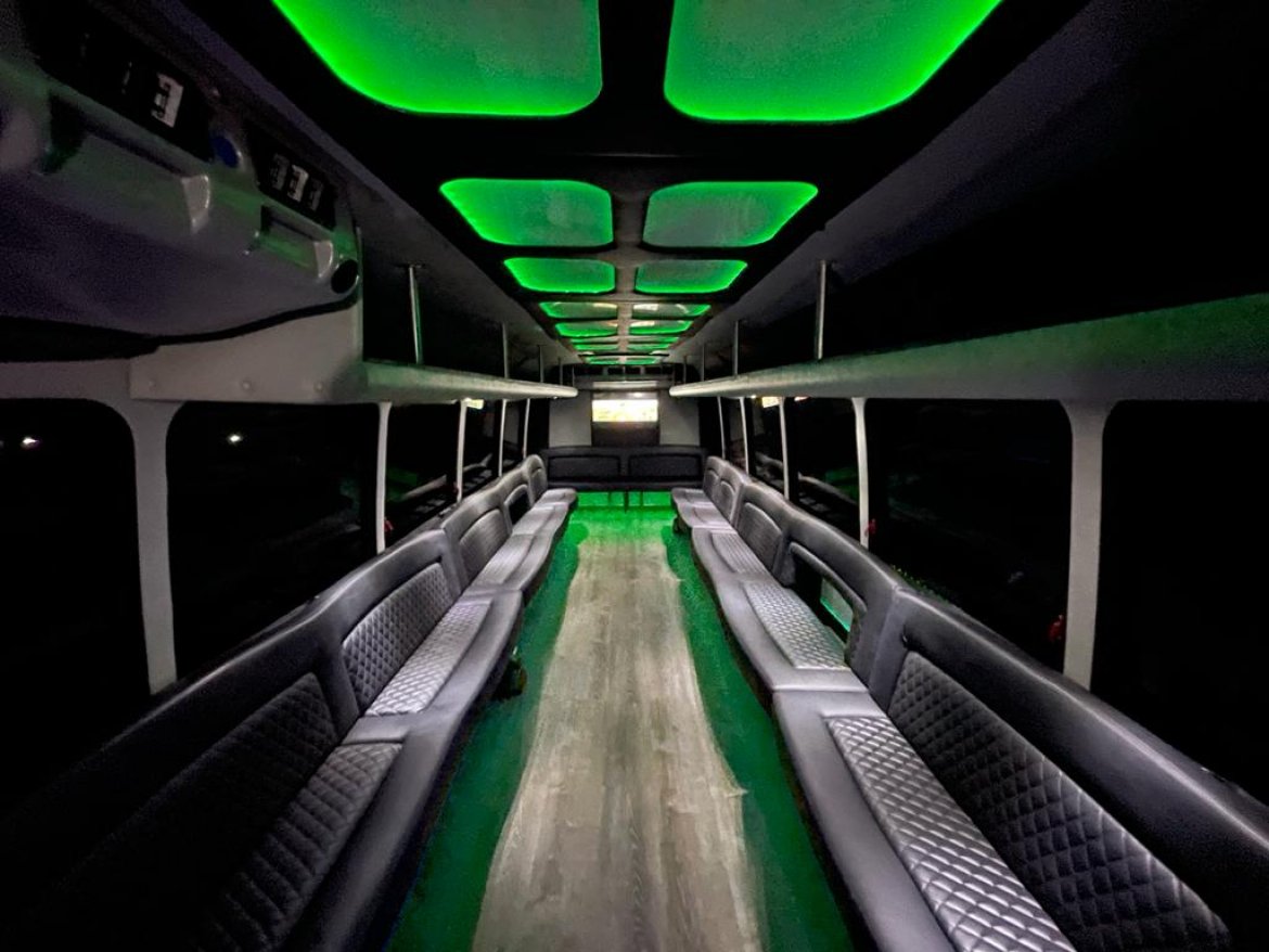Limo Bus for sale: 2015 Ford F650 480&quot; by StarCraft