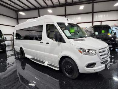 2021 Mercedes-Benz Sprinter 3500 170" EXT Midwest Luxe Daycruiser Sprinter for Sale in Houston, TX - Main Photo