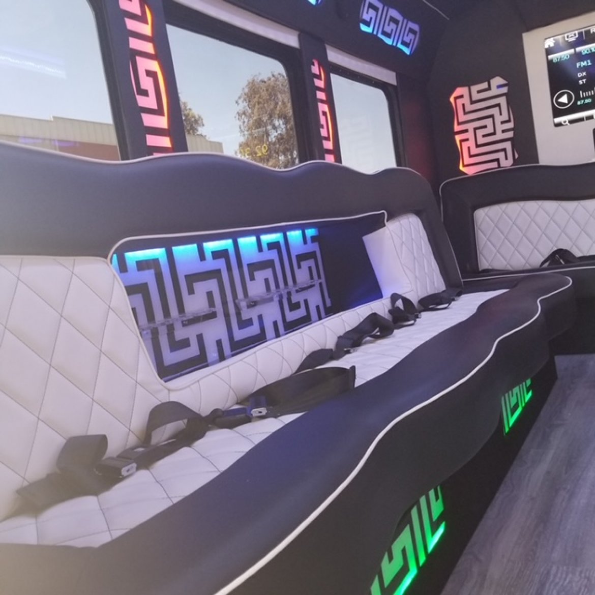 Limo Bus for Sale in fontana, CA - Photo 13