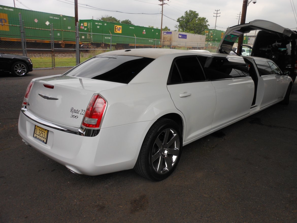Limousine for Sale in Hillside, NJ - Photo 3