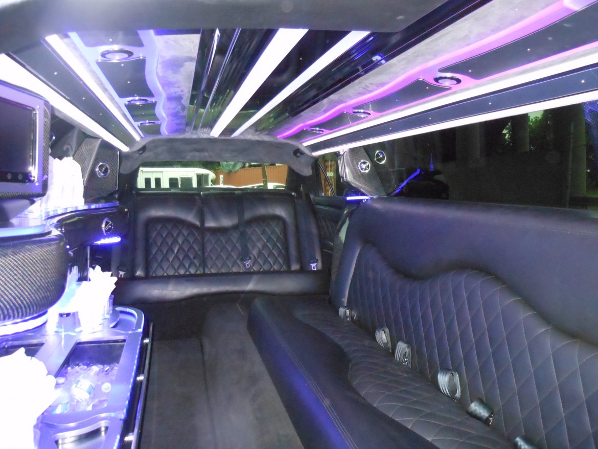 Limousine for Sale in Hillside, NJ - Photo 5