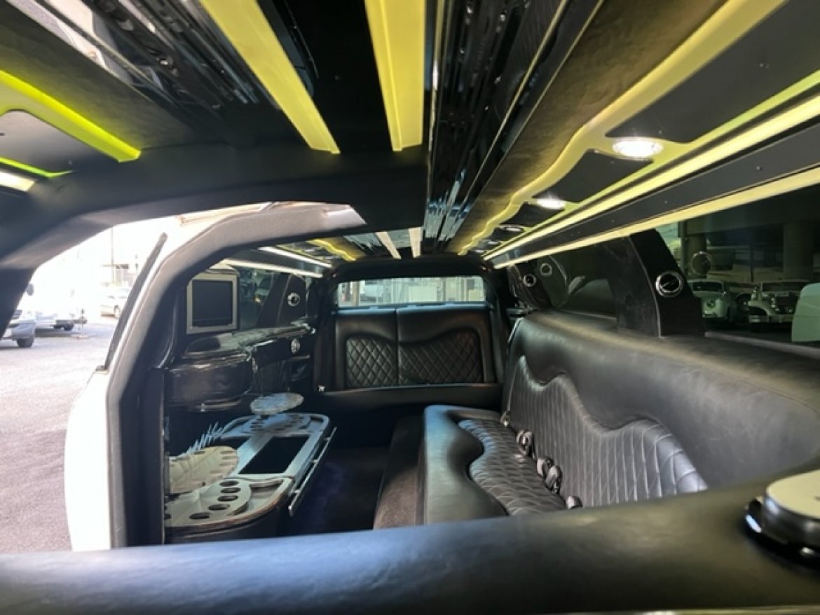Limousine for Sale in Hillside, NJ - Photo 13