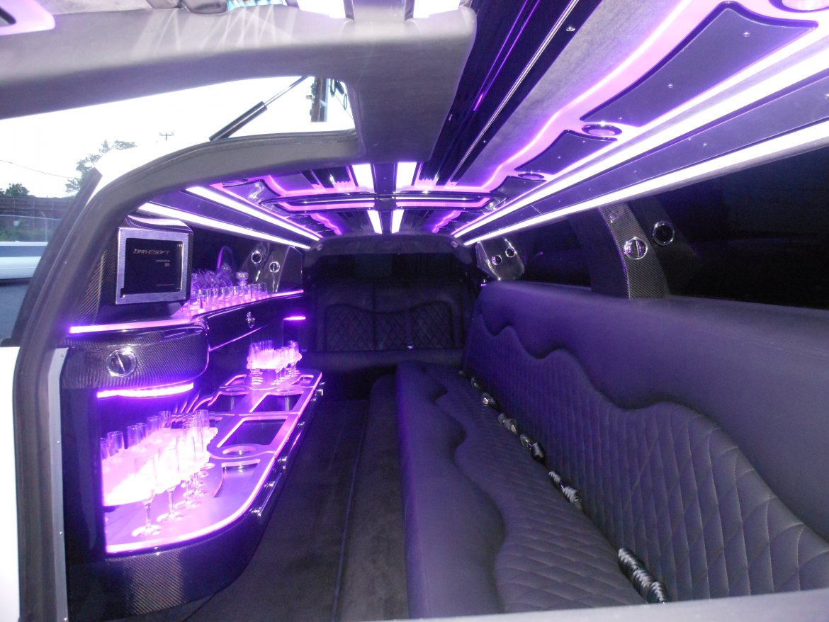 Limousine for Sale in Hillside, NJ - Photo 15