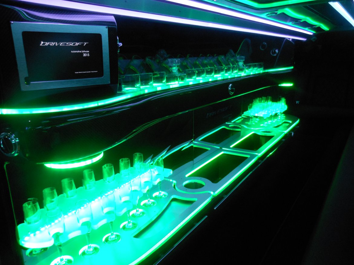 Limousine for Sale in Hillside, NJ - Photo 16