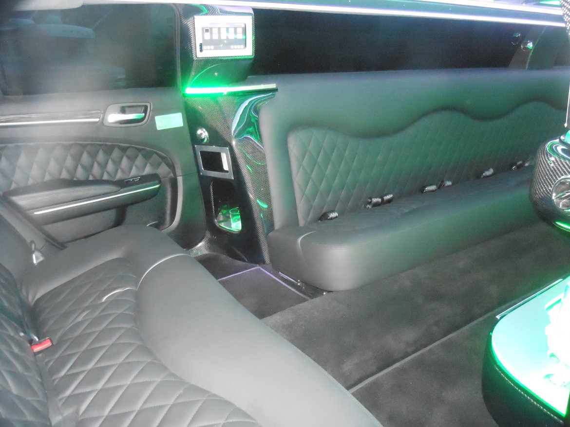 Limousine for Sale in Hillside, NJ - Photo 17