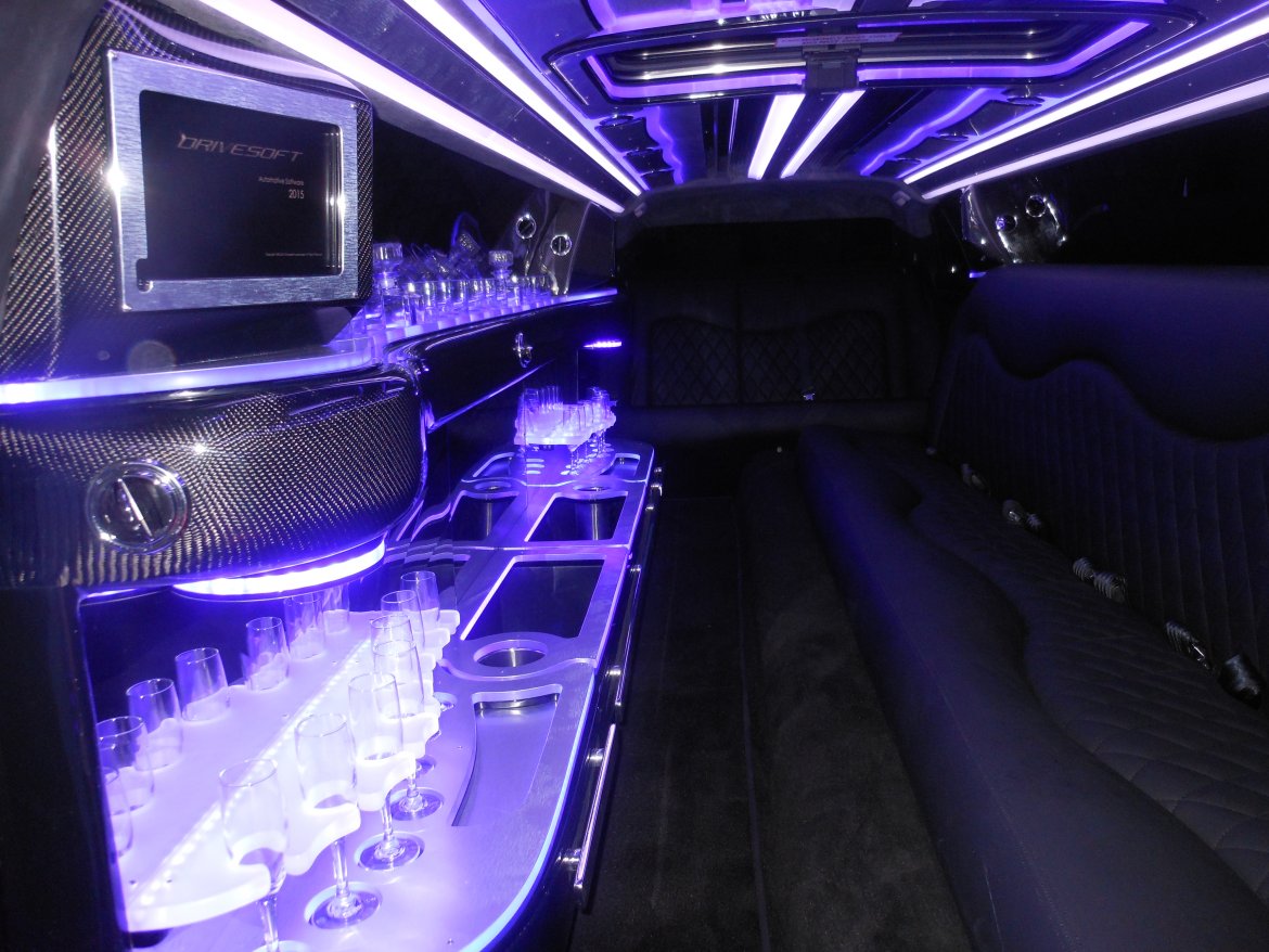 Limousine for Sale in Hillside, NJ - Photo 18