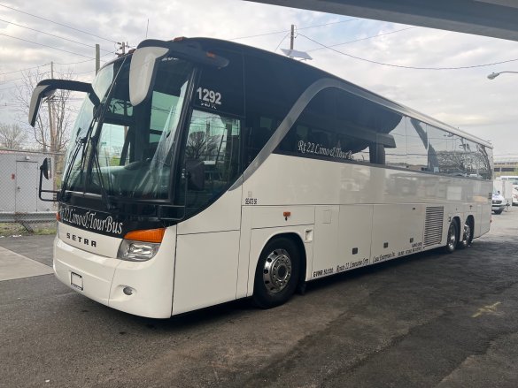 2013 Mercedes Setra S417 Coach Bus with a used engine 180k mile reduced price - Send offer