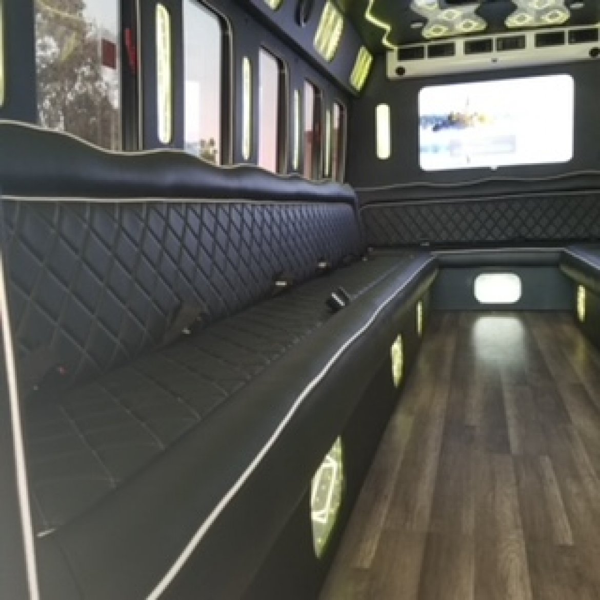 Limo Bus for Sale in fontana, CA - Photo 14