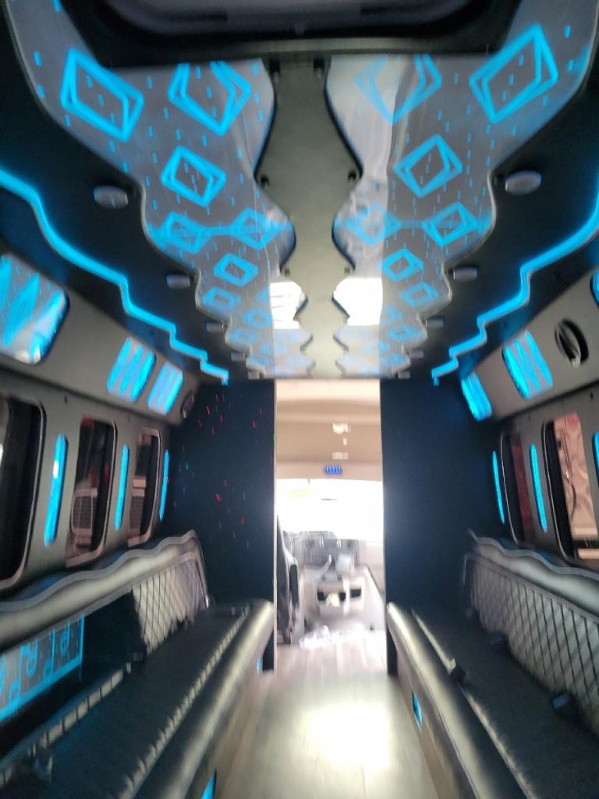 Limo Bus for Sale in fontana, CA - Photo 20