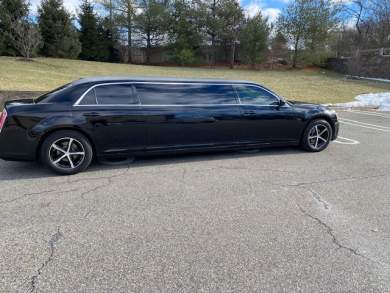 2014 Chrysler 300 Limousine for Sale in Livingston, New Jersey, US - Photo 4