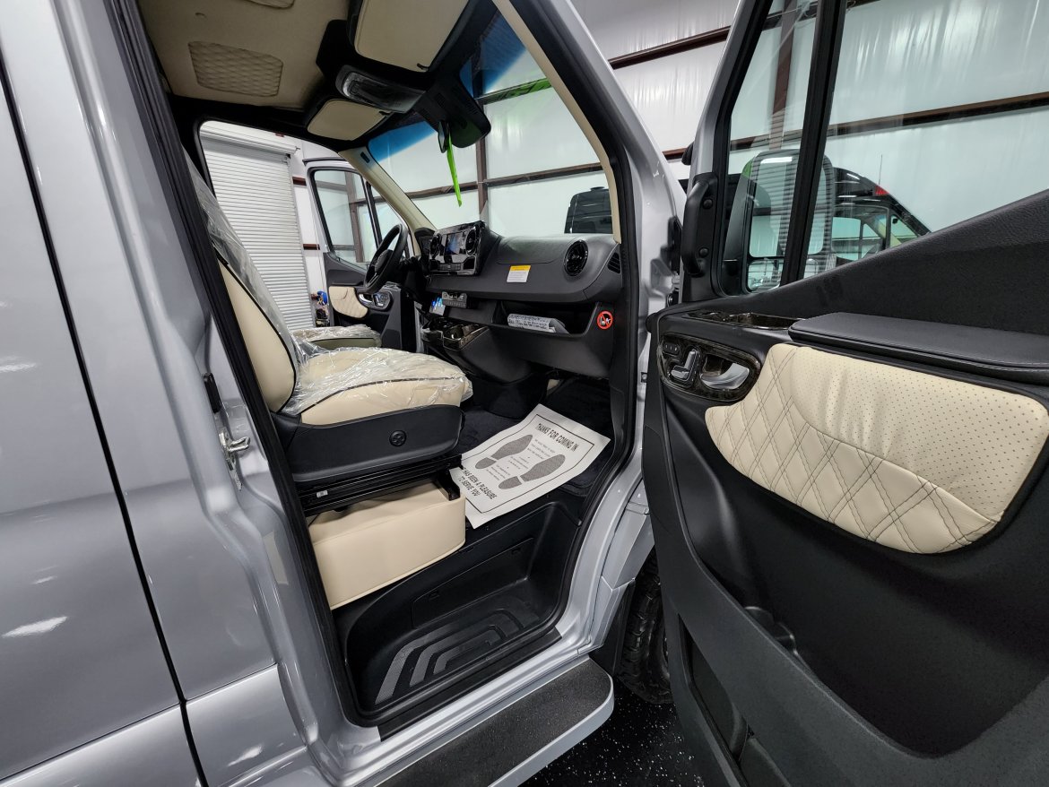 Sprinter for Sale in Houston, TX - Photo 19